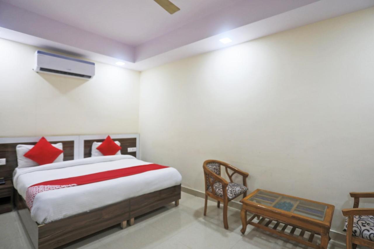 Hotel Rampal Palace 新德里 外观 照片