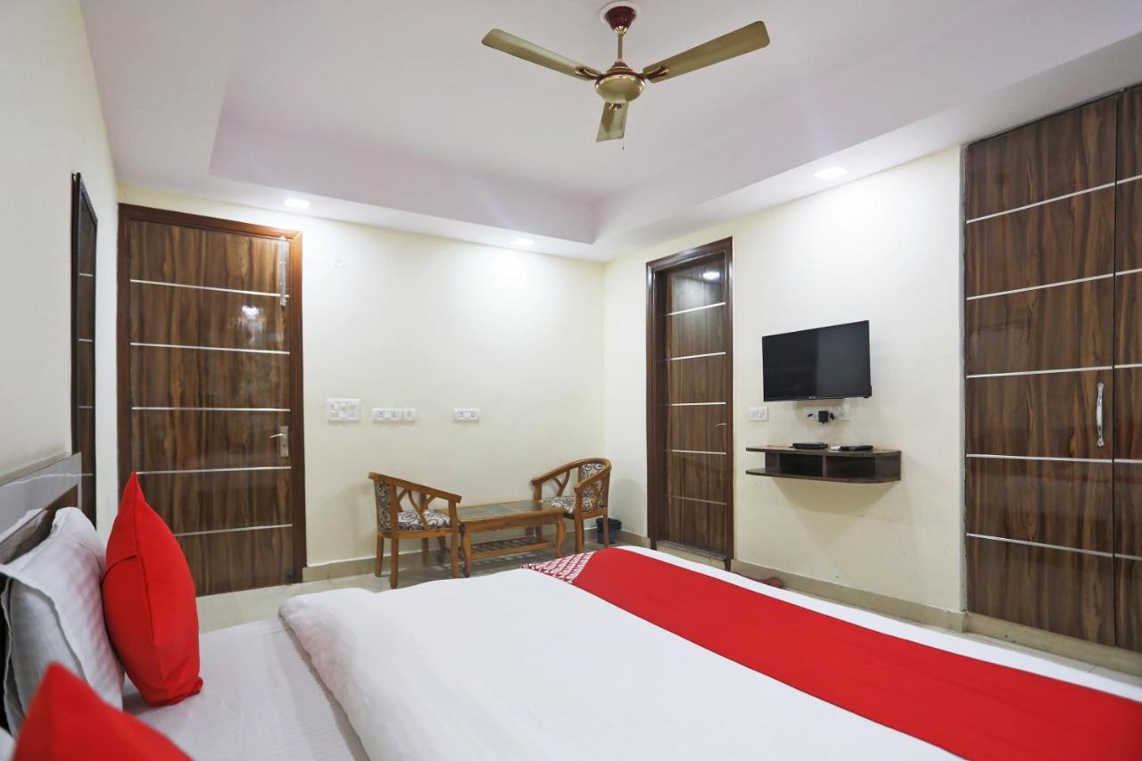Hotel Rampal Palace 新德里 外观 照片
