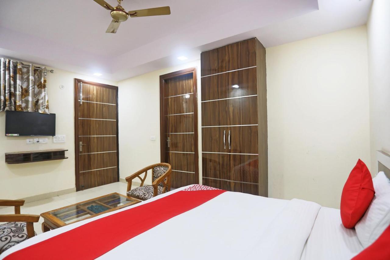 Hotel Rampal Palace 新德里 外观 照片