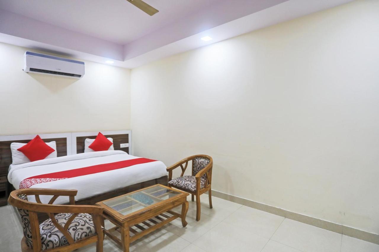 Hotel Rampal Palace 新德里 外观 照片